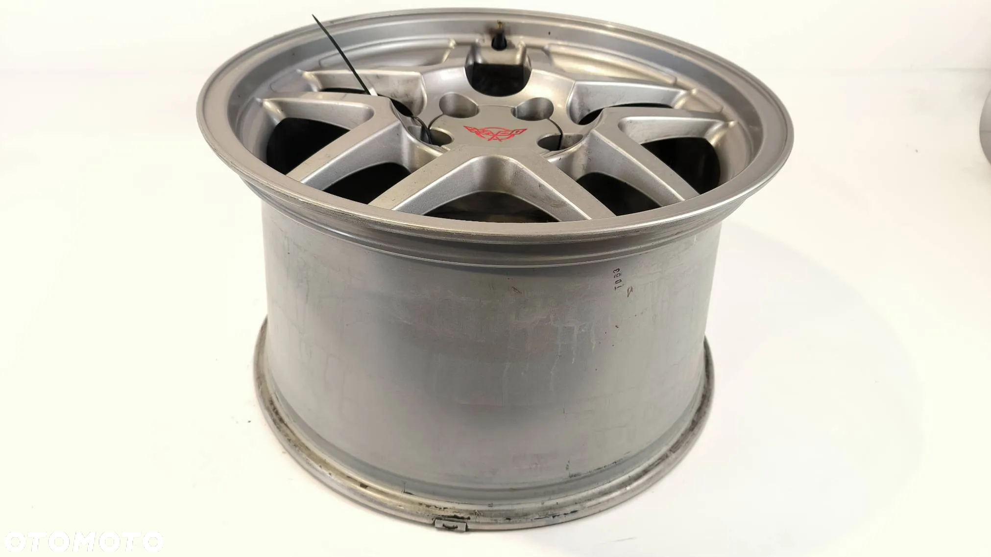 Felgi aluminiowe R18 9594810 TYŁ Chevrolet Corvette C5 Coupe 2003r. Z06 Benzyna 5,7 B - 8