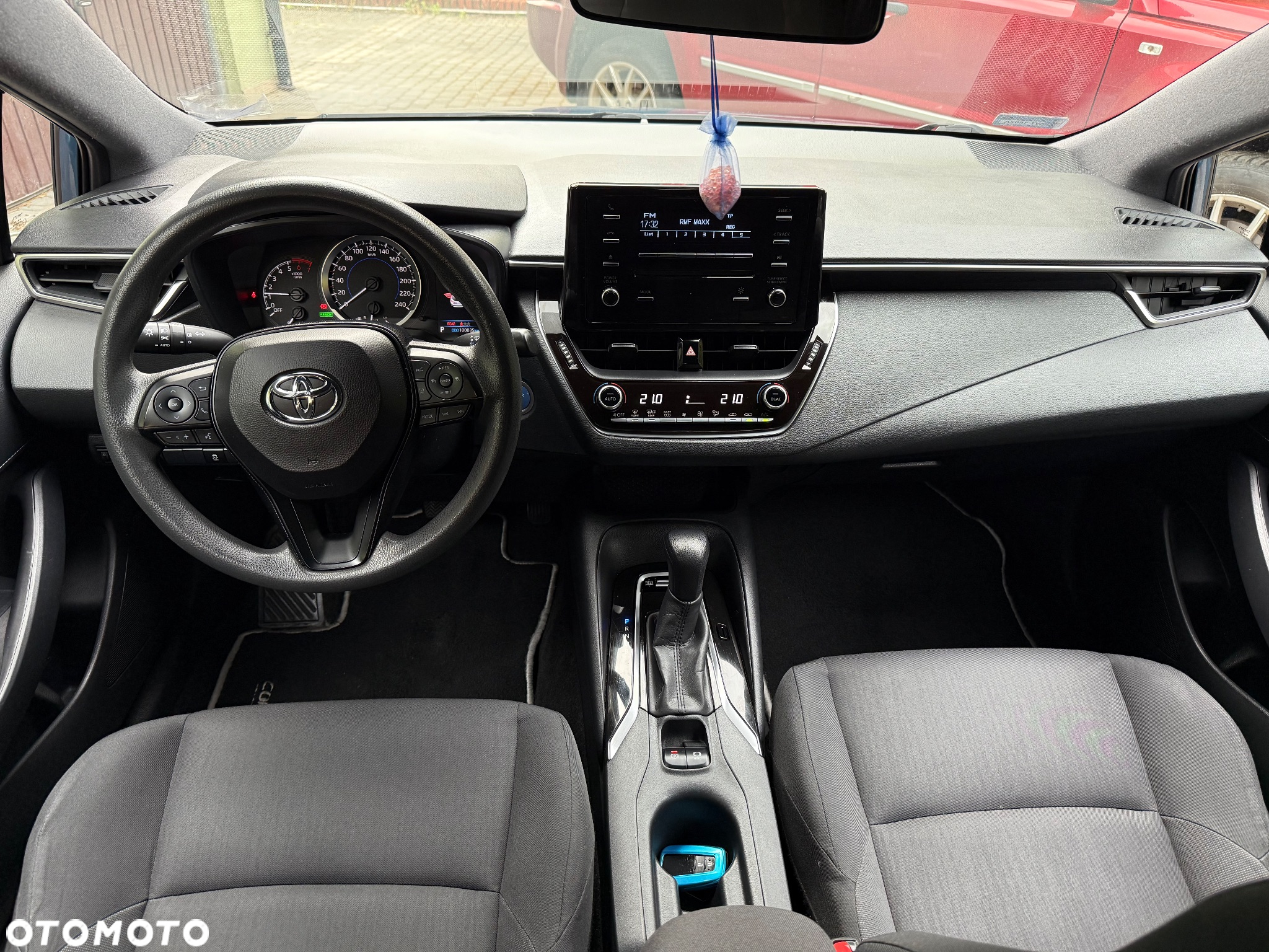 Toyota Corolla 1.8 Hybrid Comfort - 14