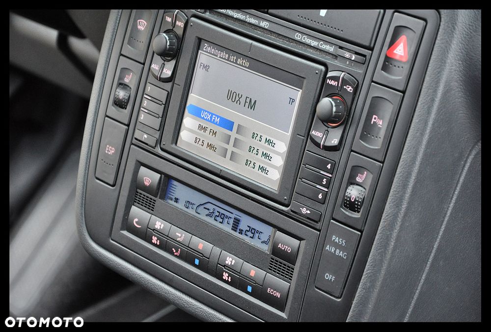 Volkswagen Sharan 2.8 V6 Special - 37