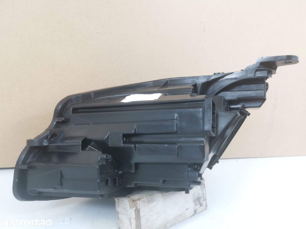 Carcasa Far Cu Sticla Far Dreapta Led Multibeam Mercedes-Benz  E-Class - 7