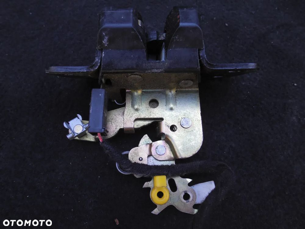 MITSUBISHI SPACE STAR ZAMEK KLAPY BAGAŻNIKA - 4