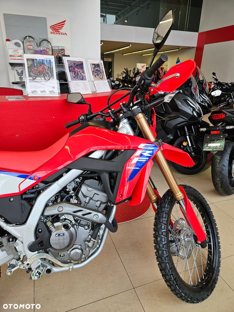 Honda CRF - 9