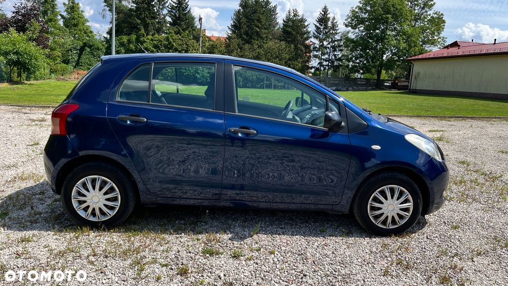 Toyota Yaris 1.0 Terra A/C - 6