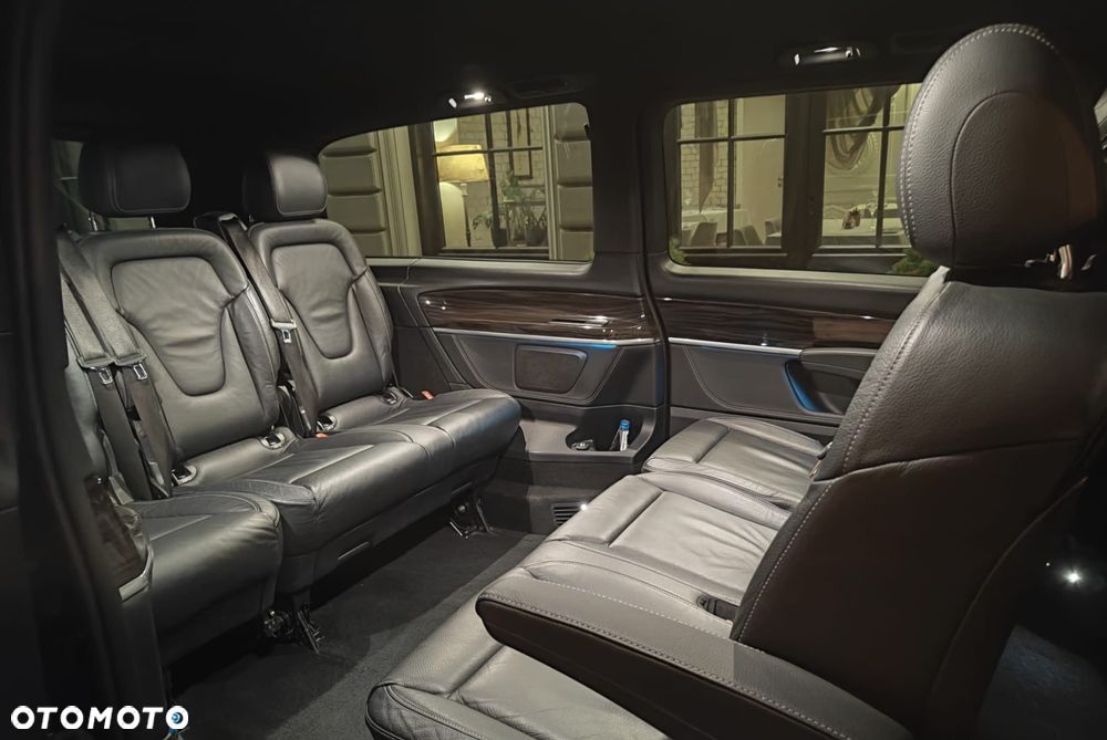 Mercedes-Benz Klasa V 220 CDI extralang 7G-TRONIC Avantgarde Edition - 3