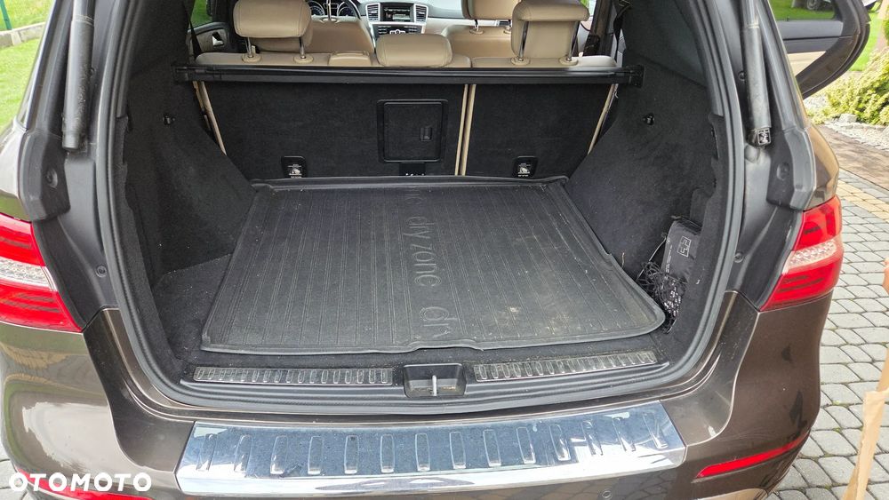 Mercedes-Benz ML 350 BlueTEC 4-Matic - 16