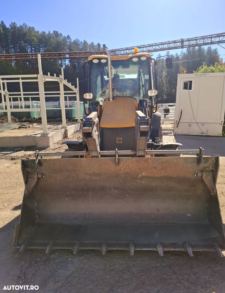 JCB 3CX - 6