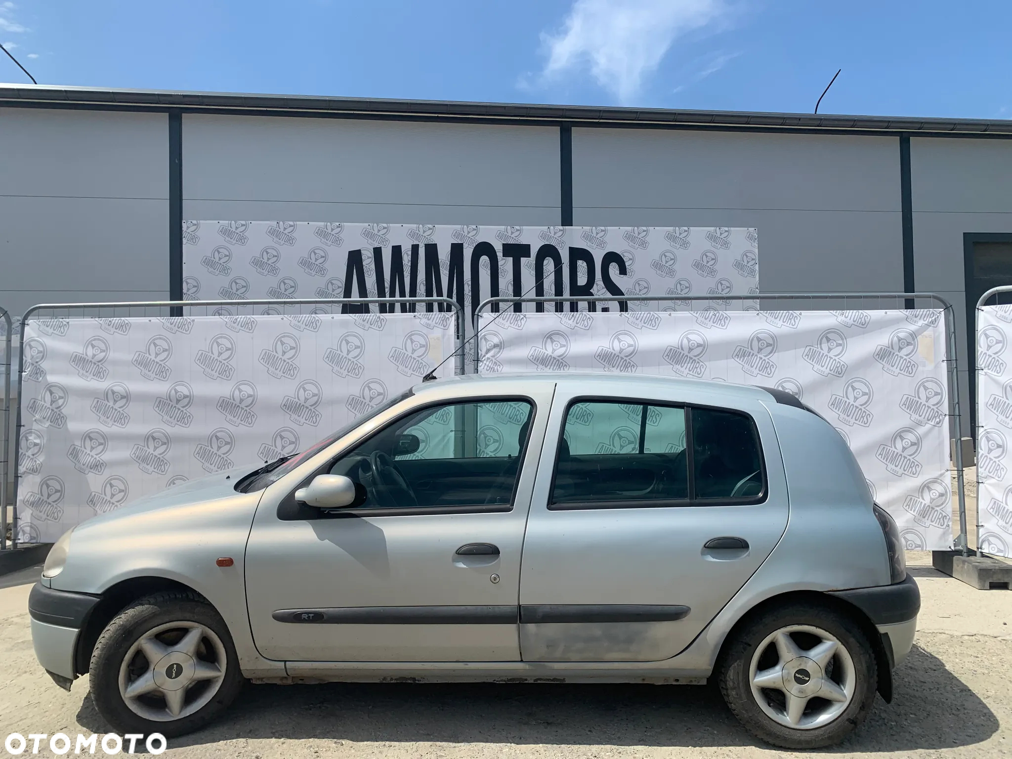 RENAULT CLIO 2001 *SAMOCHÓD NA CZĘŚCI* 902 MASKA LAMPA DRZWI LUSTERKO ZDERZAK GRILL BŁOTNIK KLAPA BELKA PRAWE LEWE PRZÓD TYŁ - 3