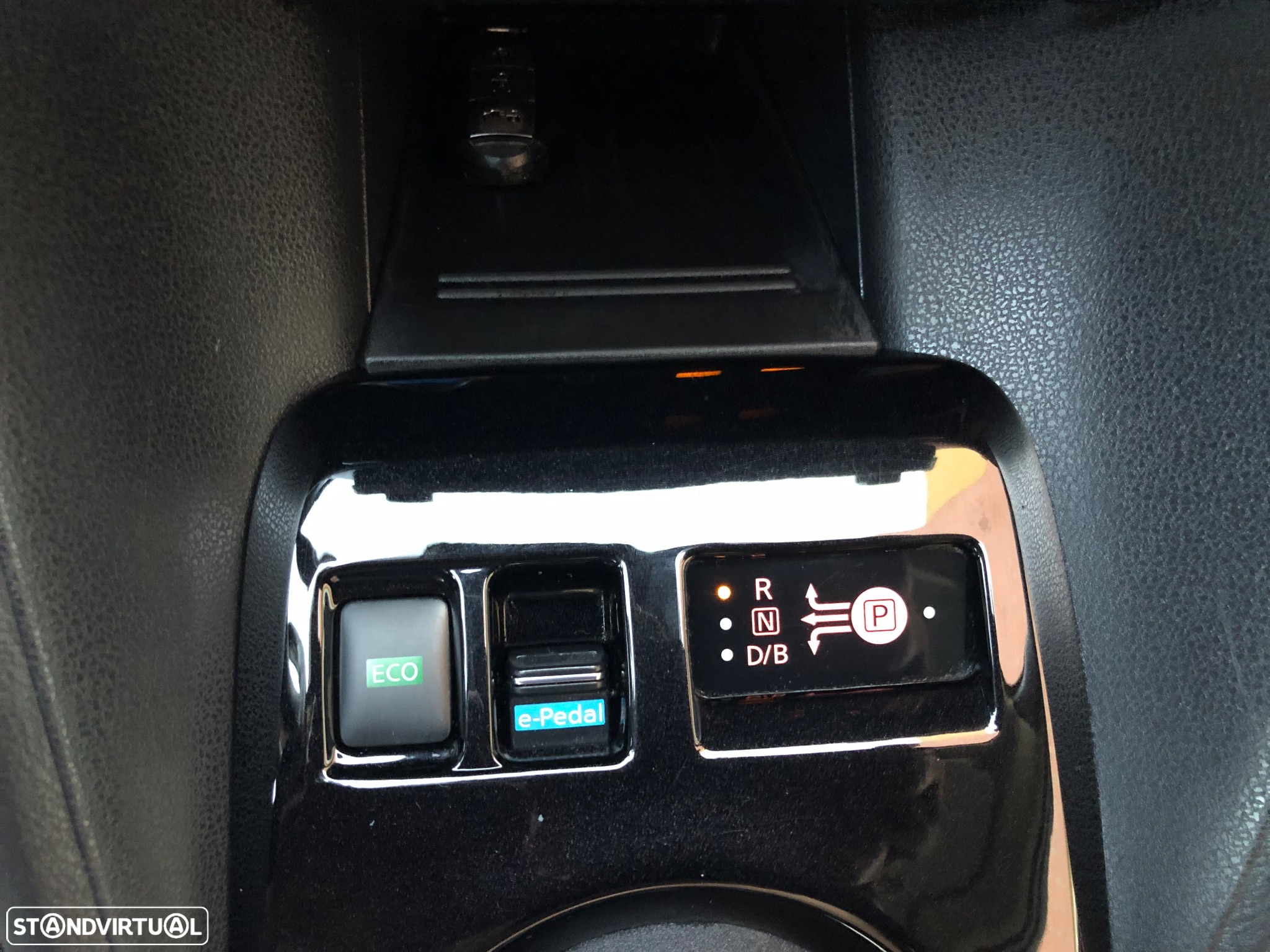 Nissan Leaf Tekna Two Tone+ProPilot Park - 23