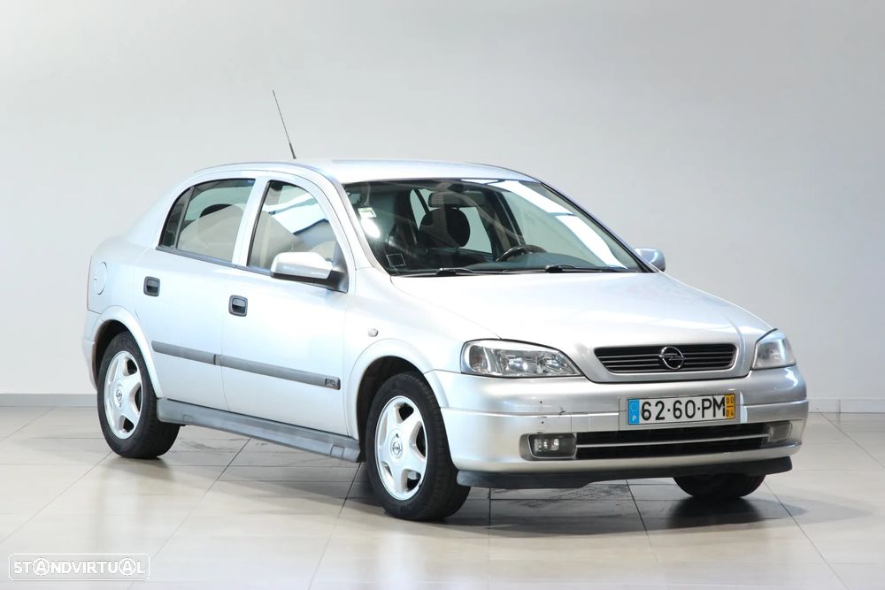 Opel Astra 1.4 Club - 1