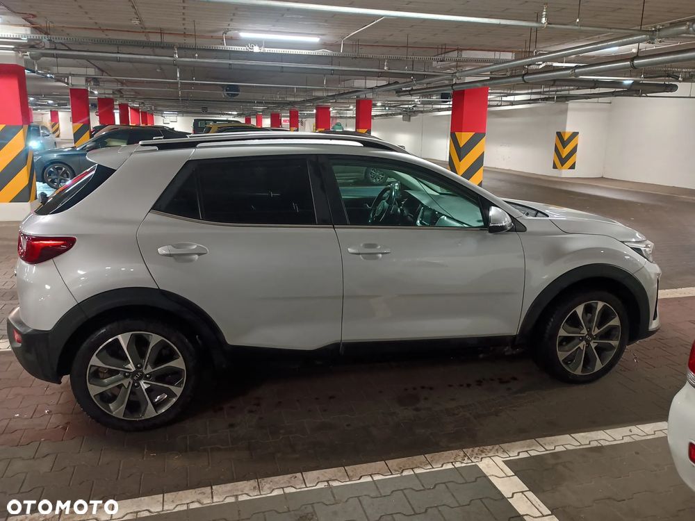 Kia Stonic 1.6 CRDi Vision - 4