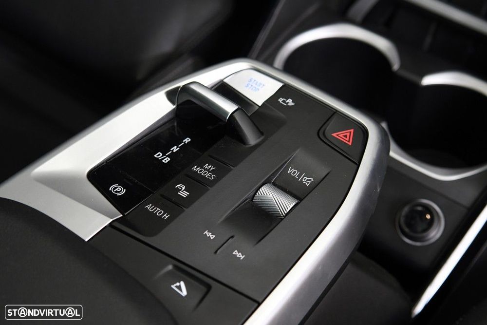 BMW iX2 xDrive30 - 17