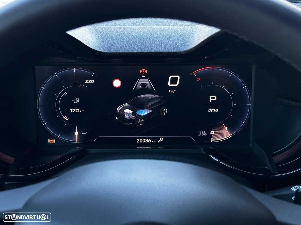 Alfa Romeo Junior 1.2 Speciale eDCT6 — fotografia 16