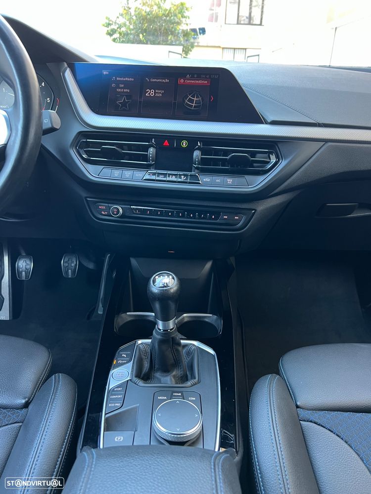BMW 116 d Pack Desportivo M - 33