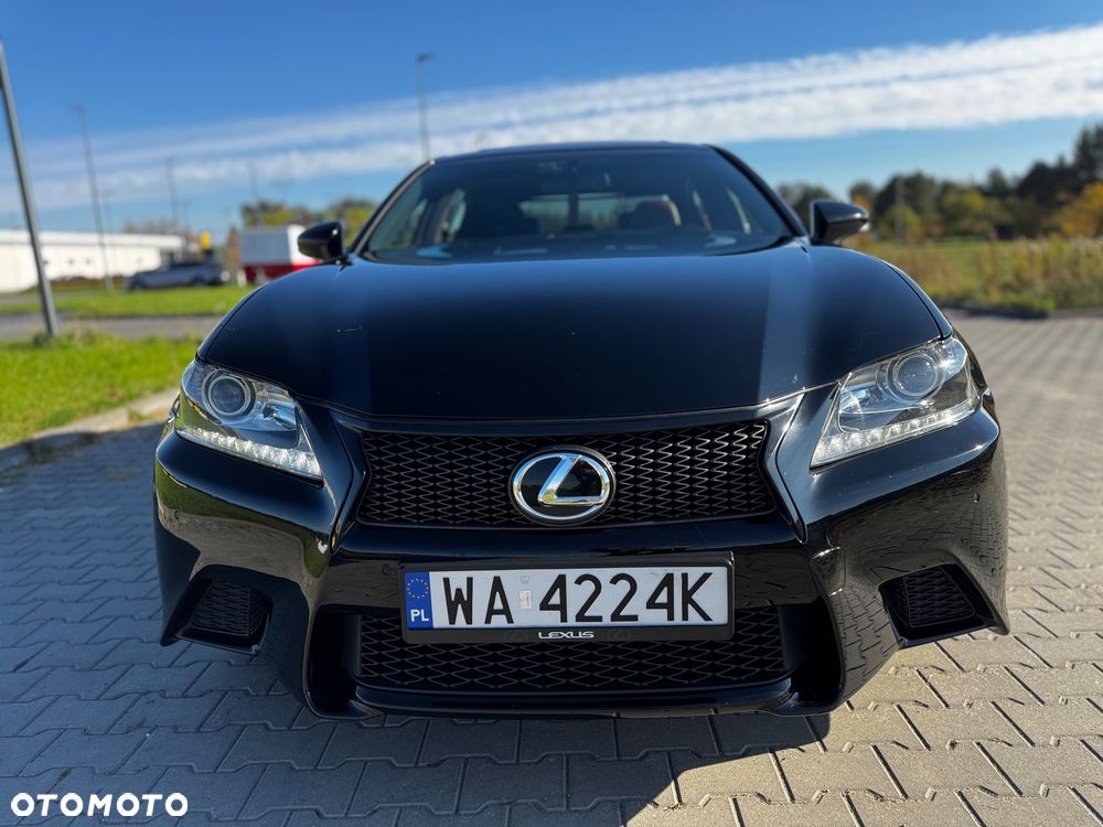 Lexus GS - 9