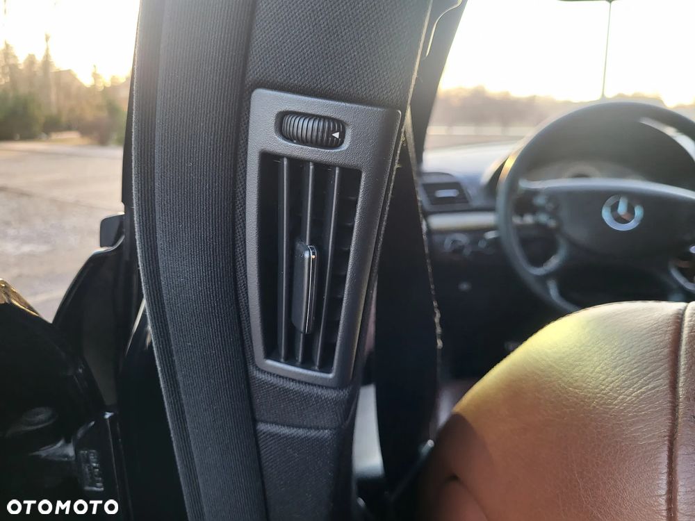 Mercedes-Benz Klasa E 350 Avantgarde - 25