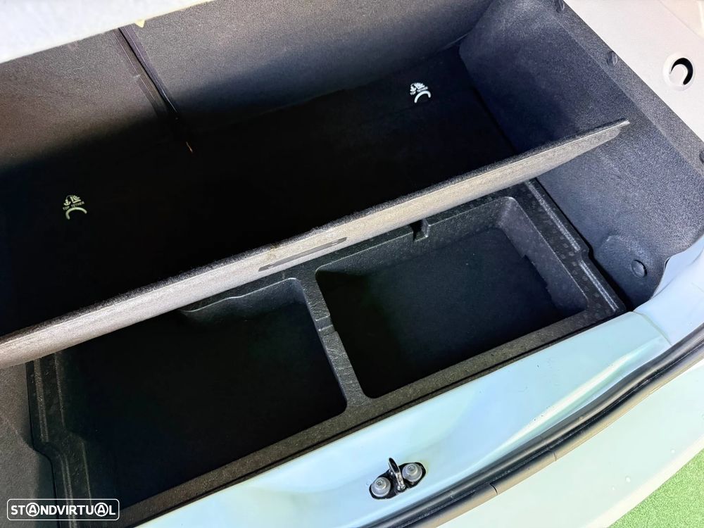 Renault Zoe (c/ Bateria) EV50 135hp Techno - 39