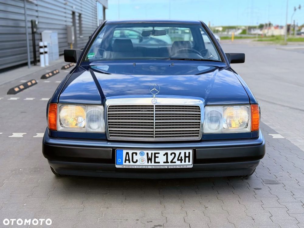 Mercedes-Benz W124 (1984-1993) - 11