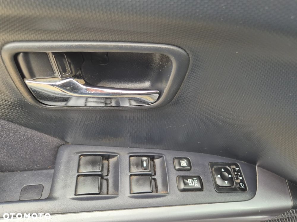 Mitsubishi Outlander 2.0 DI-D 4WD Intense - 19