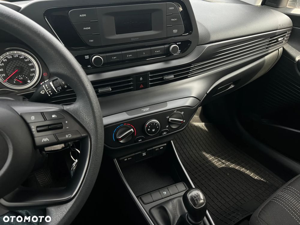 Hyundai i20 1.2 Pure - 15