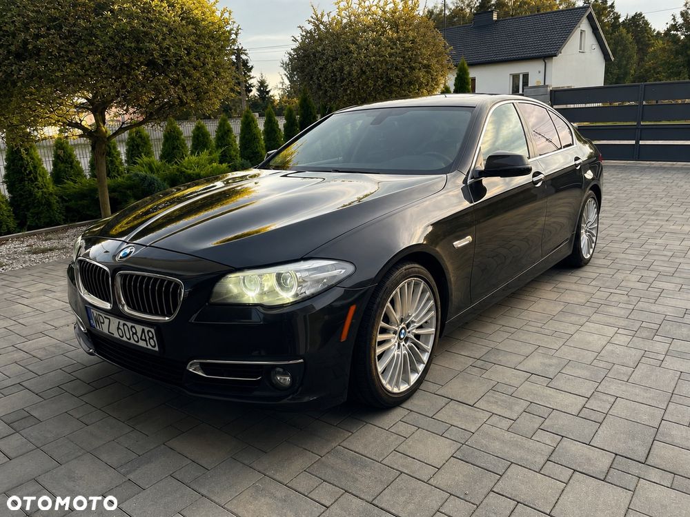 BMW Seria 5 550i - 1