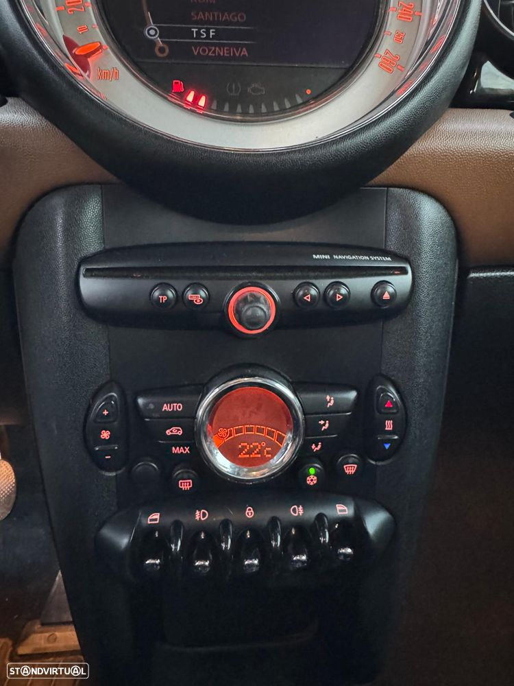 MINI 3 Portas Cooper D - 17