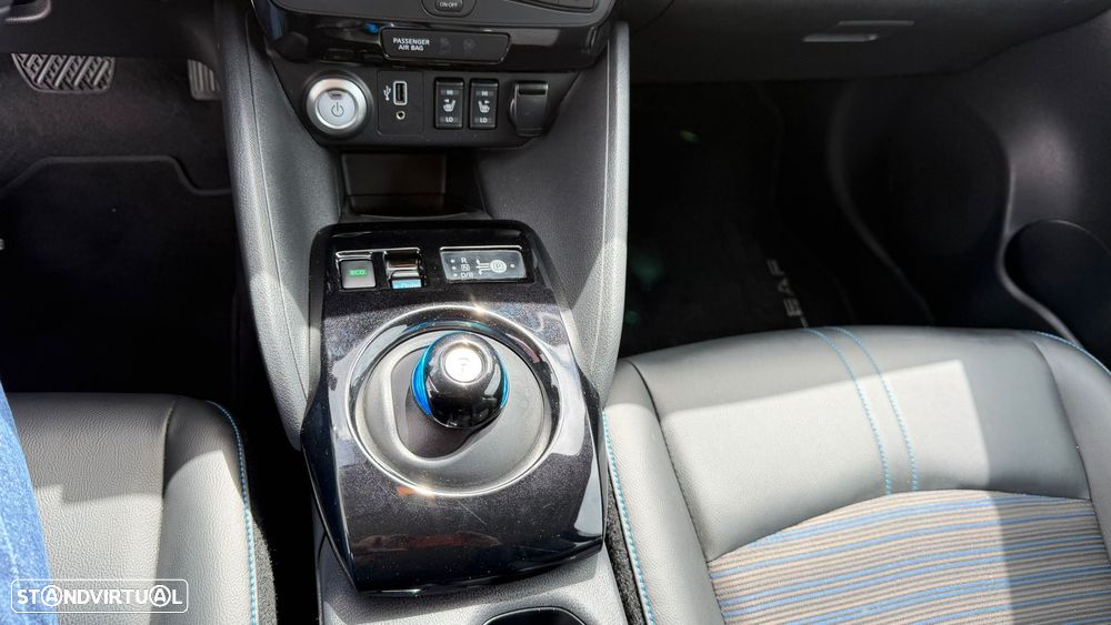 Nissan Leaf 62 kWh e+ N-Connecta - 17