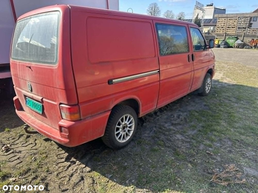 Volkswagen Transporter - 2
