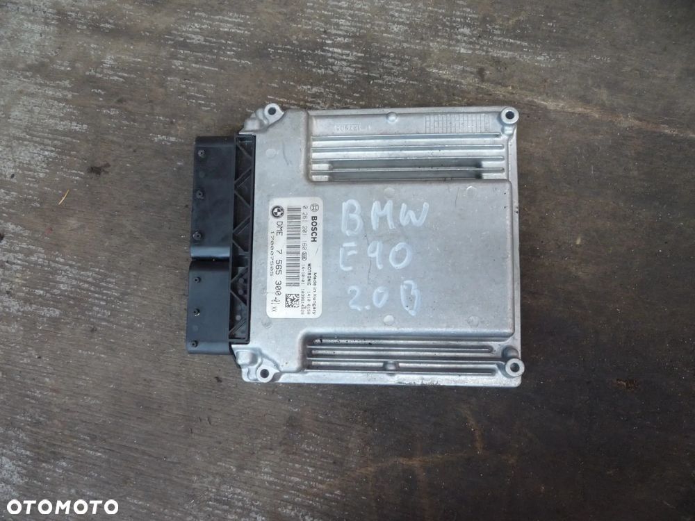 BMW E90 2.0 STEROWNIK SILNIKA KOMPUTER 0261201160 - 1
