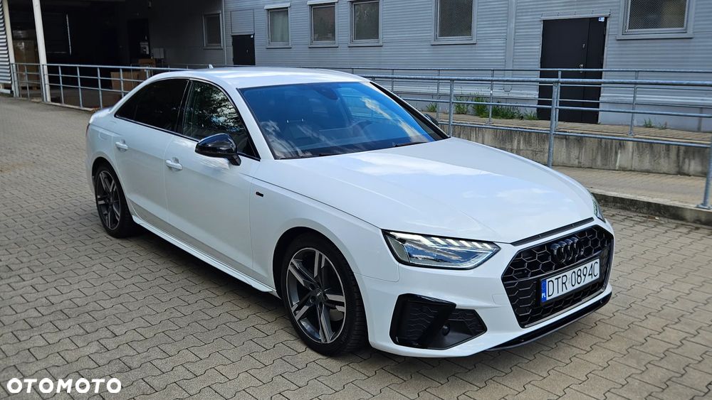 Audi A4 Limousine 35 TFSI mHEV S Line S tronic - 1