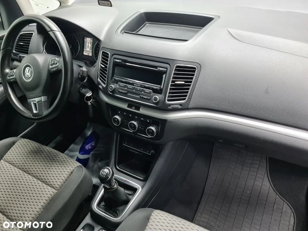 Volkswagen Sharan 2.0 TDI 4MOTION Blue Motion Style - 26