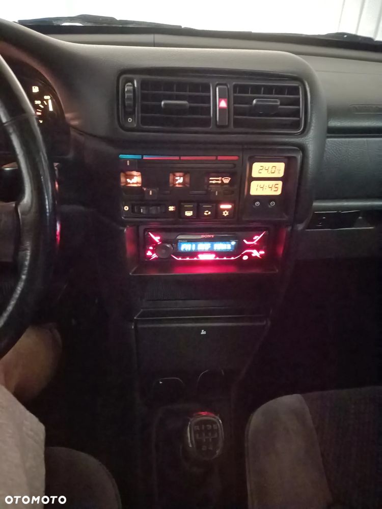 Opel Vectra 2.0 CDX - 11
