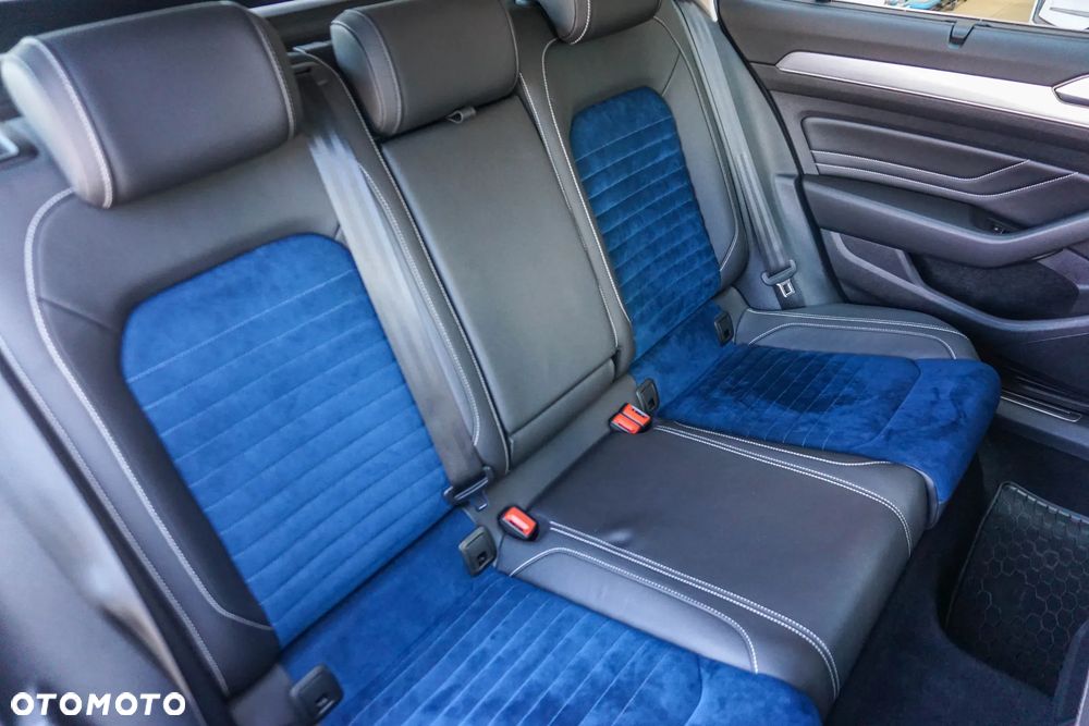 Volkswagen Passat 1.5 TSI EVO Elegance DSG - 33