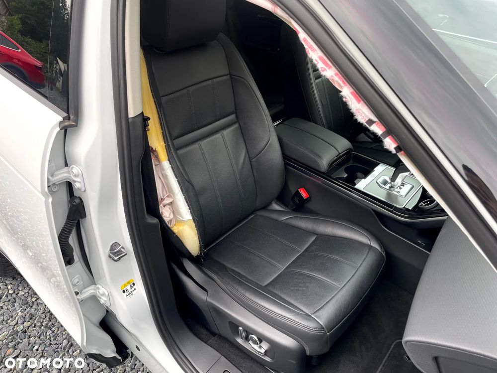 Land Rover Range Rover Evoque - 23