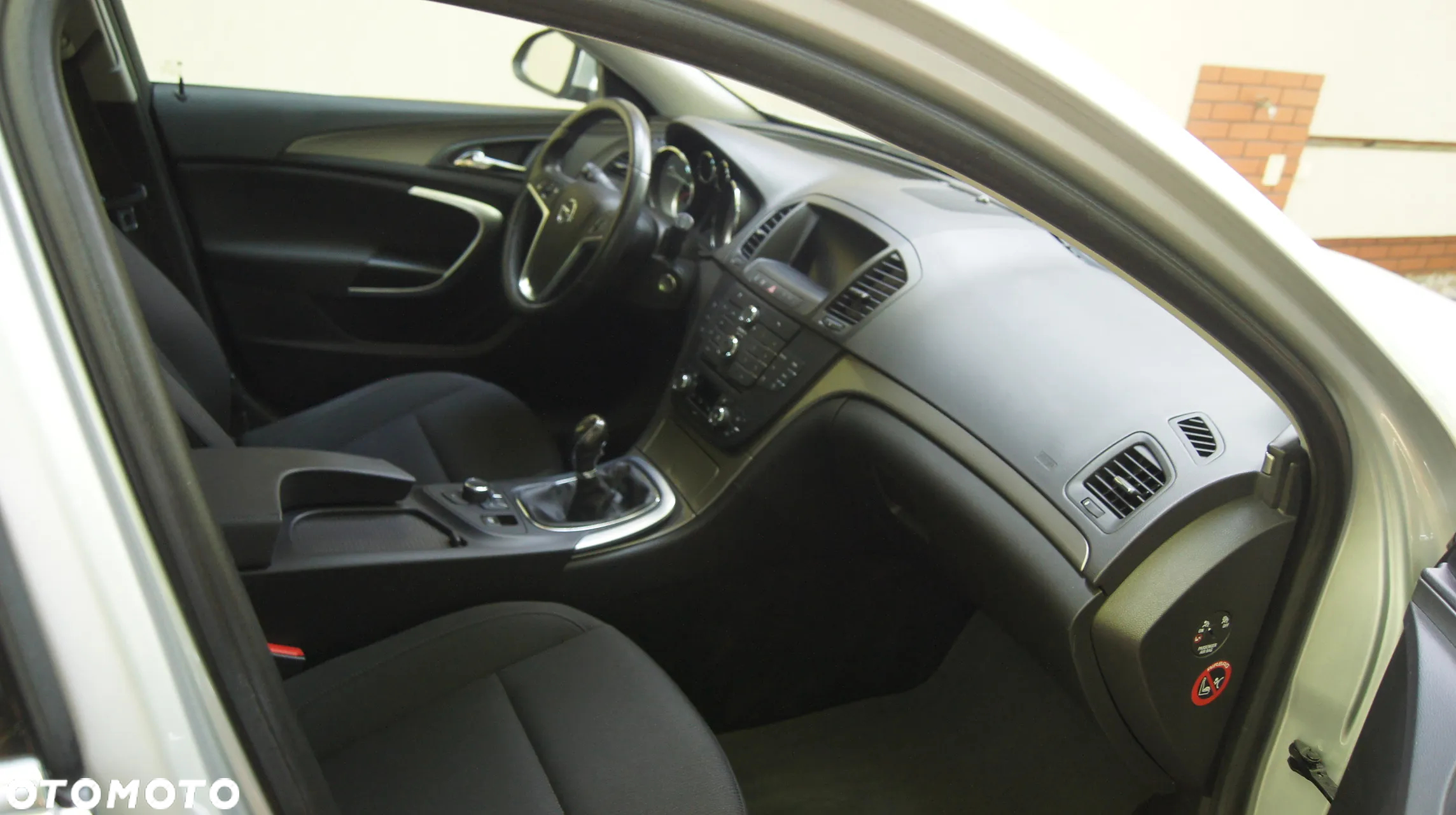 Opel Insignia 1.8 Sports Tourer - 15