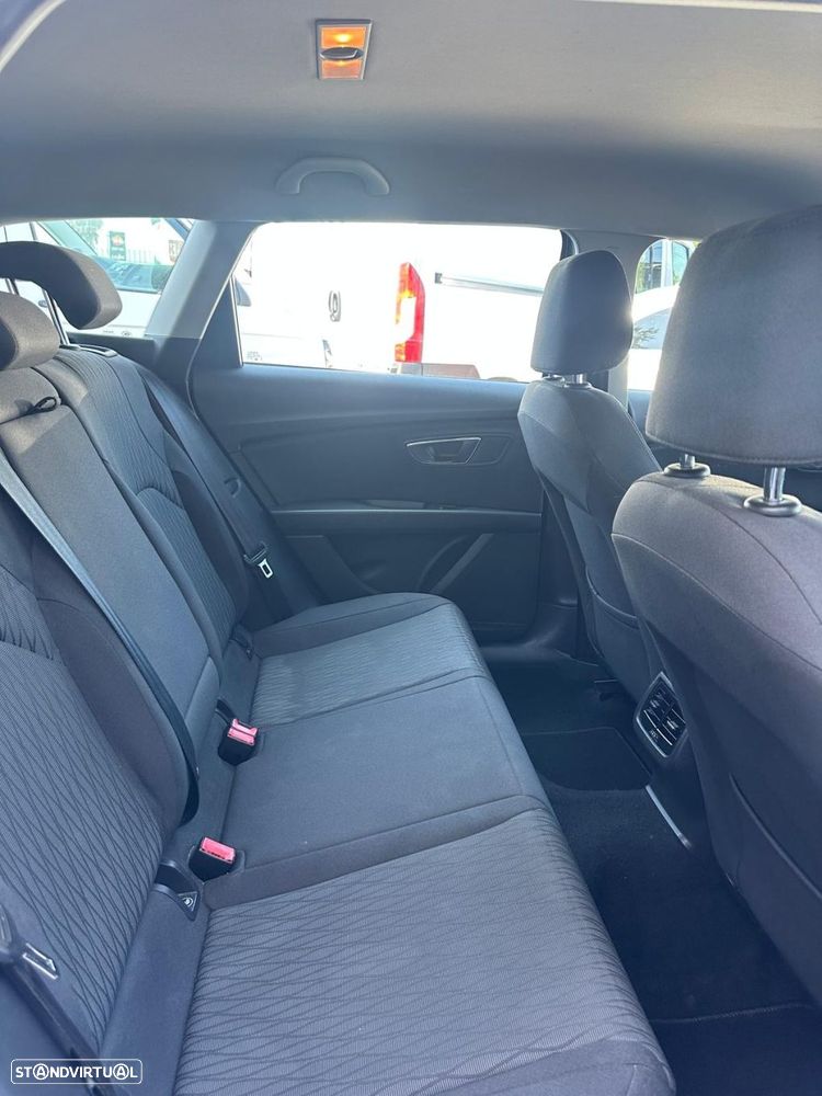 SEAT Leon ST 1.6 TDI S&S Style - 12