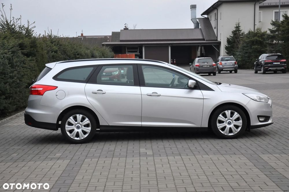 Ford Focus 1.5 TDCi DPF Start-Stopp-System Business - 10