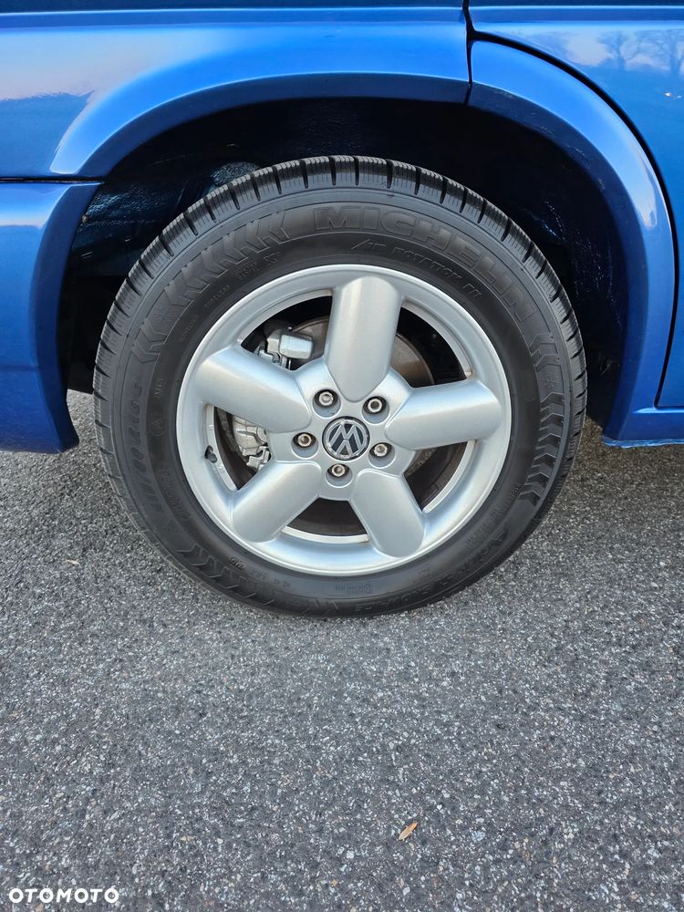 Volkswagen Multivan - 19