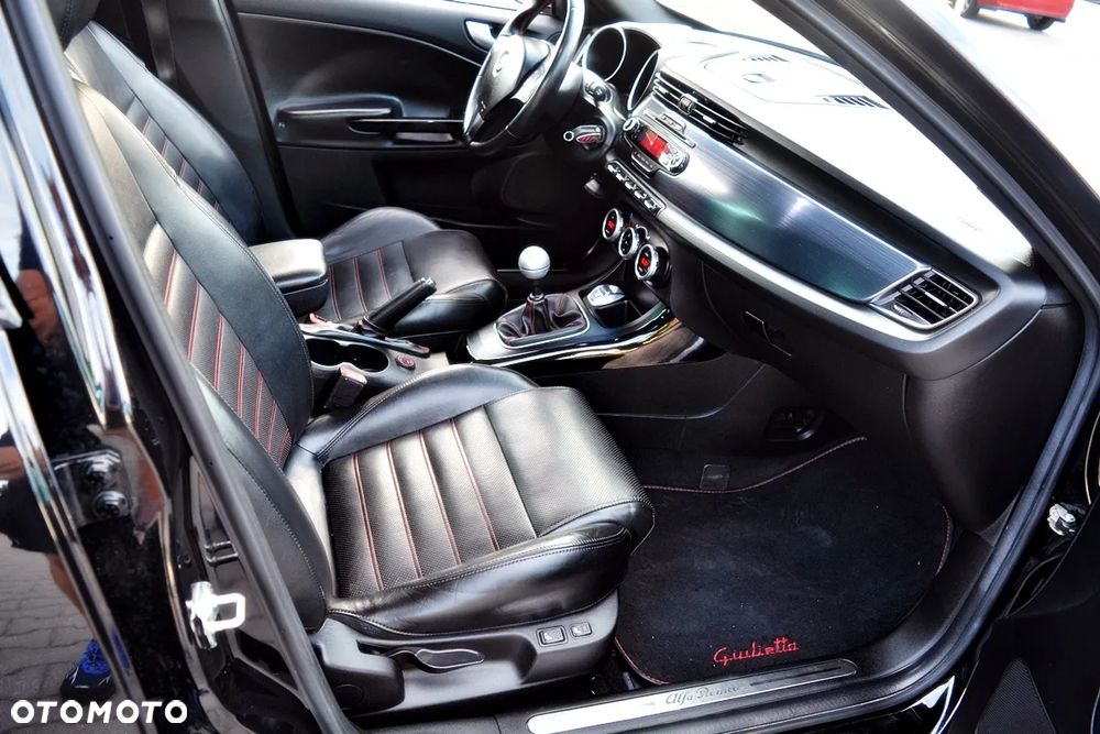 Alfa Romeo Giulietta 1.4 TB 16V Multiair Collezione - 13