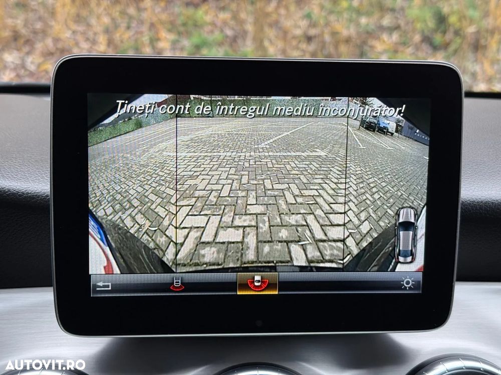 Mercedes-Benz CLA Shooting Brake 180 7G-DCT AMG Line - 40