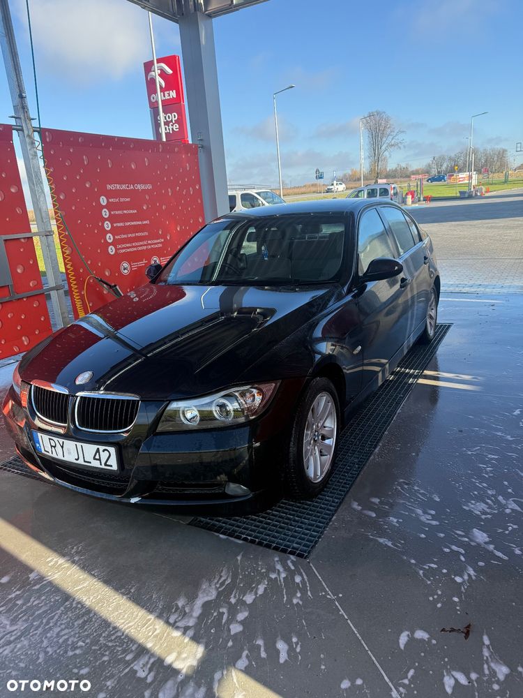 BMW Seria 3 320i - 2
