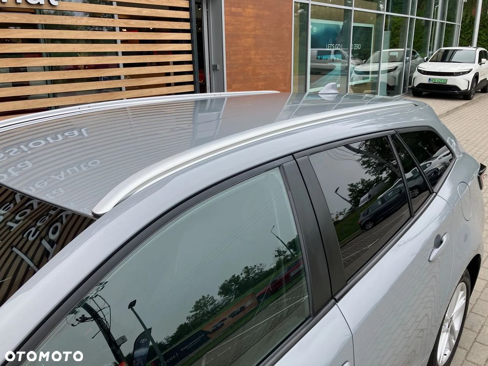 Toyota Corolla 1.8 Hybrid Comfort - 3