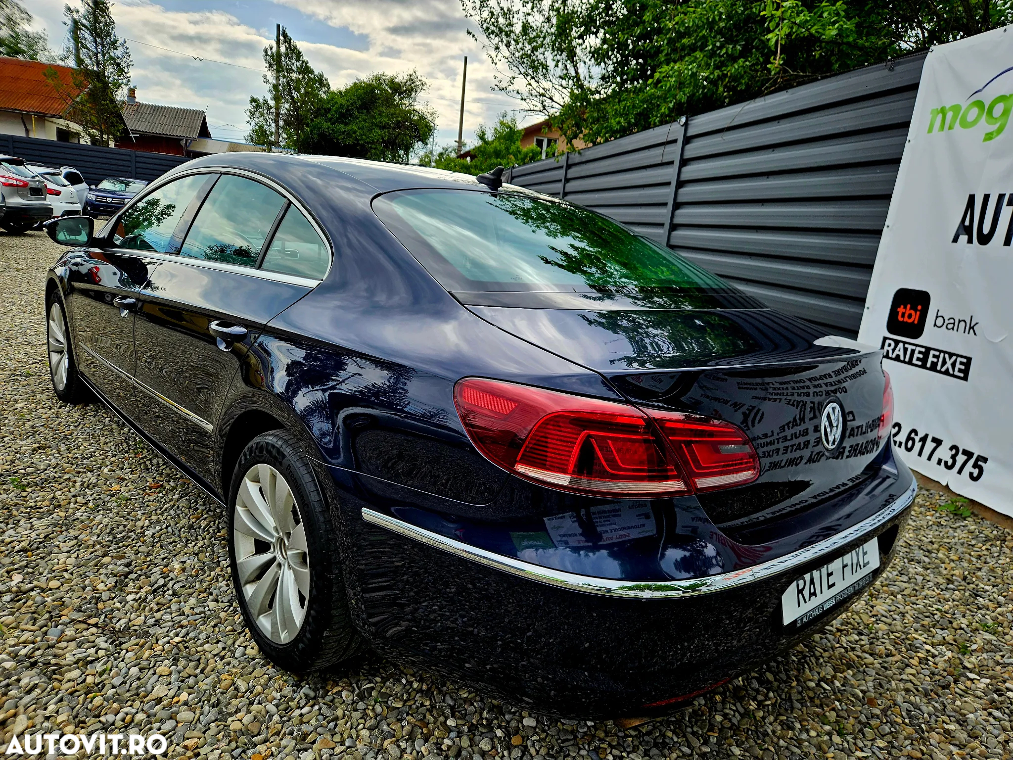 Volkswagen Passat CC 2.0 TDI BlueMotion Technology Exclusive - 4