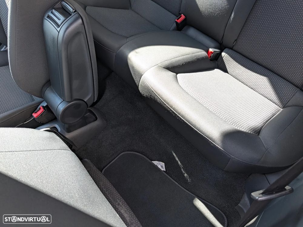 Audi A1 1.6 TDI Advance - 11