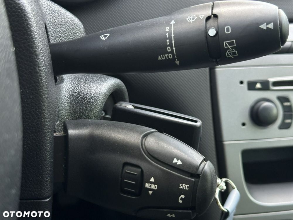 Peugeot 308 - 24