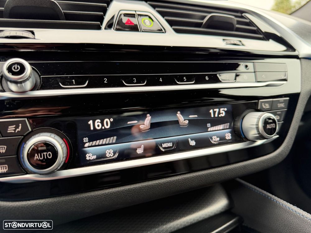 BMW 530 e Pack 50 anos M - 37