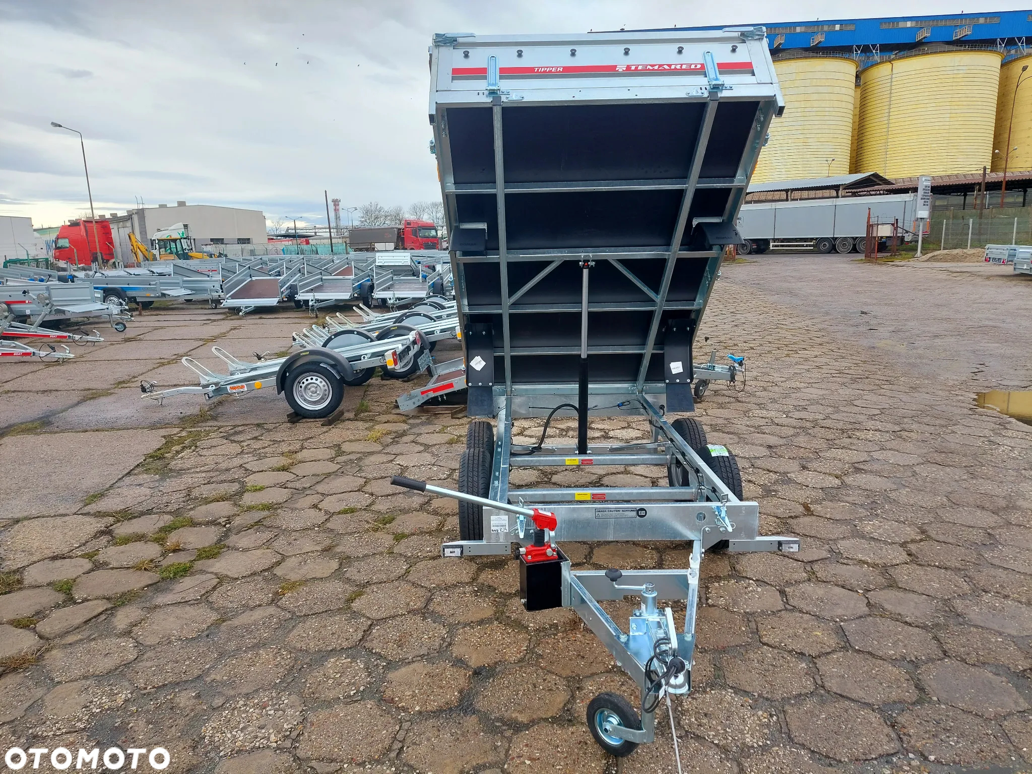 TEMARED TIPPER 2515/2 - 6