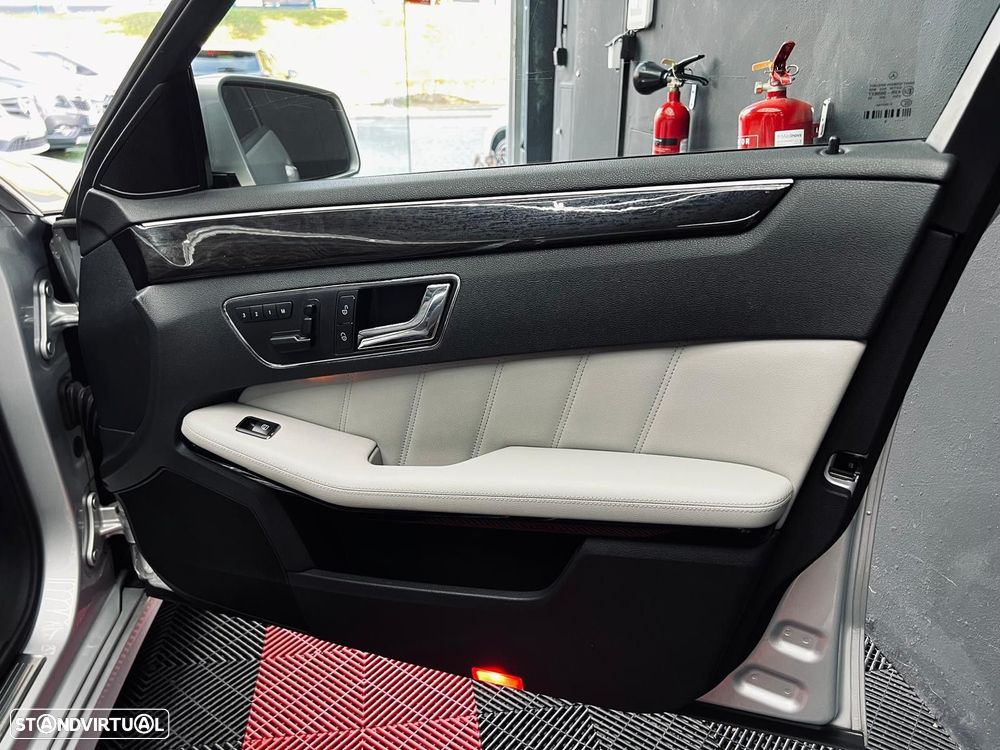 Mercedes-Benz E 250 CDi Avantgarde BlueEfficiency Auto. - 43