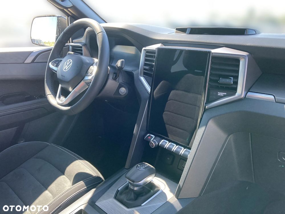 Volkswagen Amarok - 9