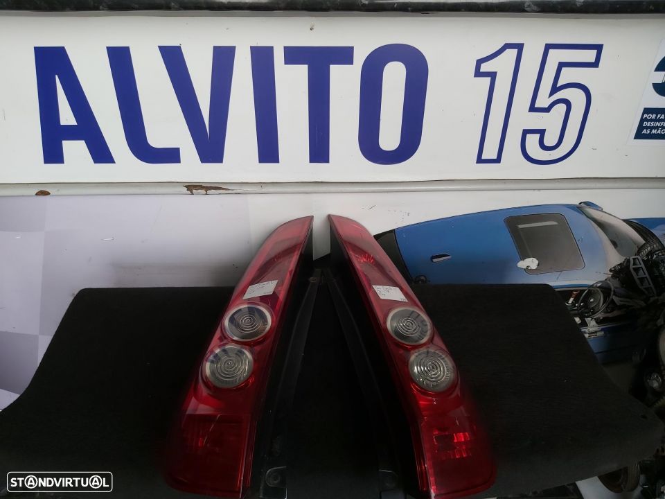 Farolins Ford Fiesta V  06-08 Origem - 1