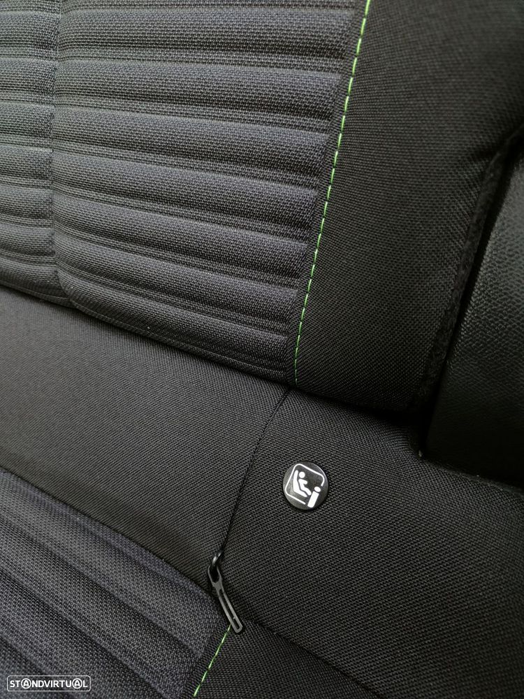 Peugeot 2008 1.2 PureTech Active Pack - 37